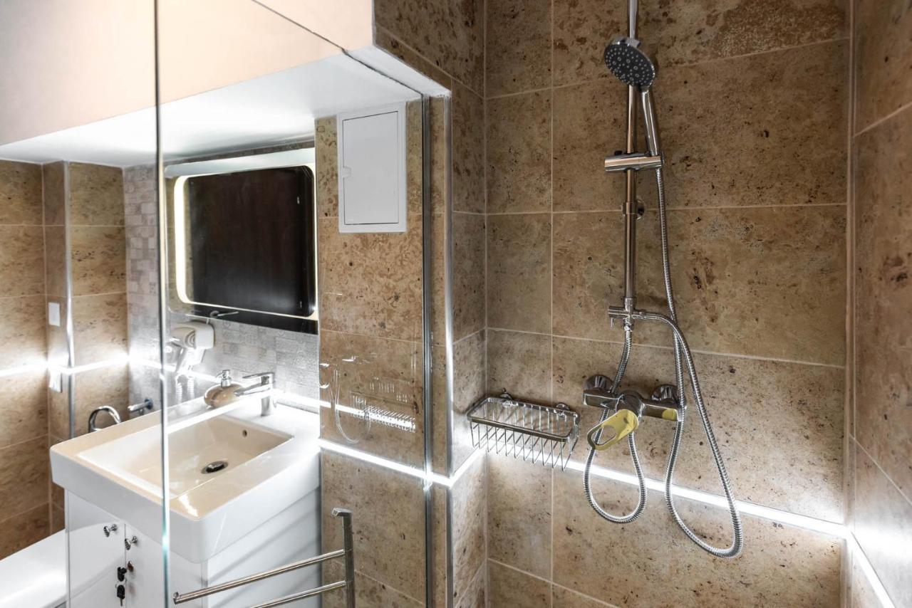 La Nueve Suite Braşov Dış mekan fotoğraf